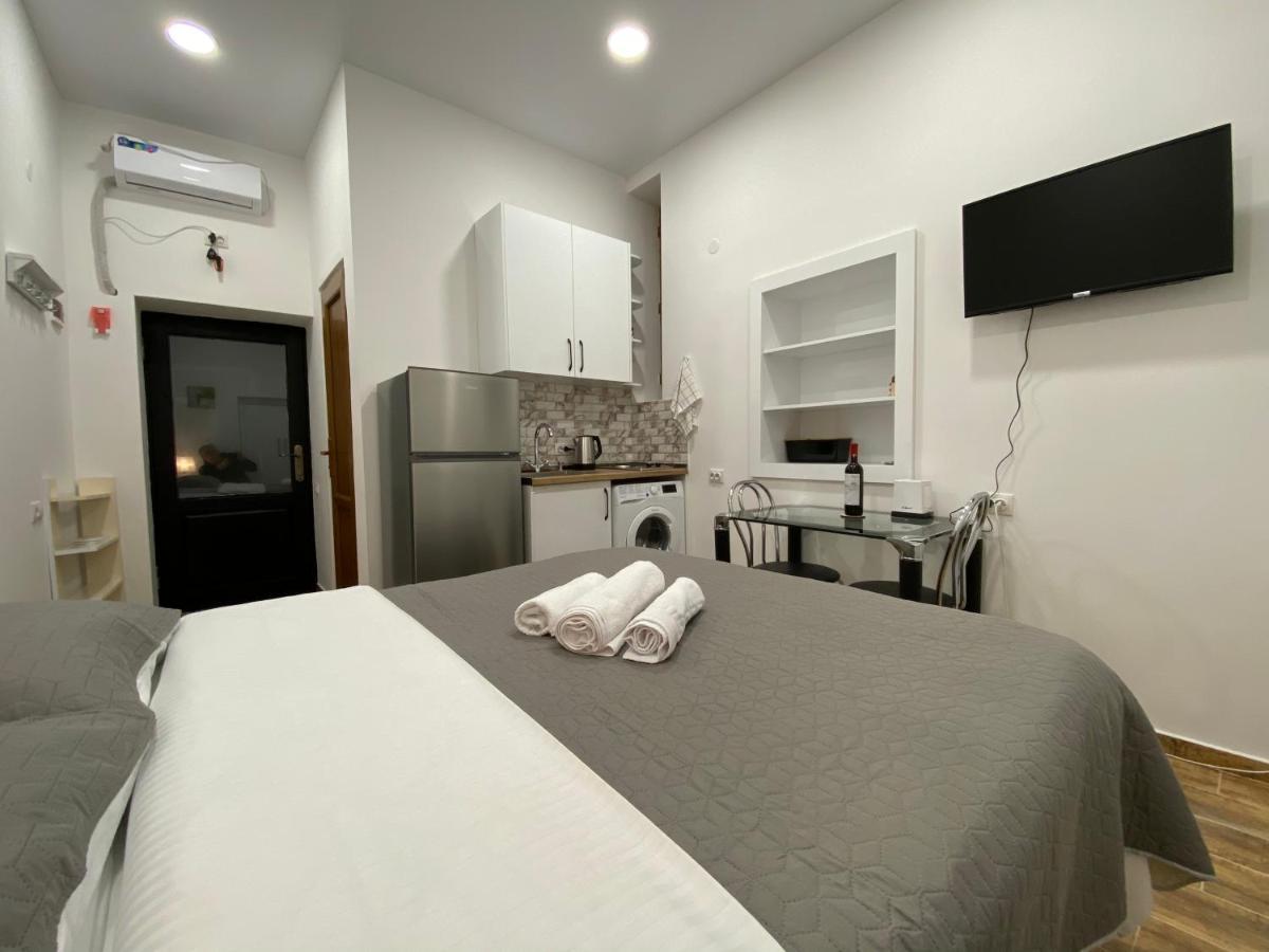 Guest House Gml-2 Tbilisi Exterior foto